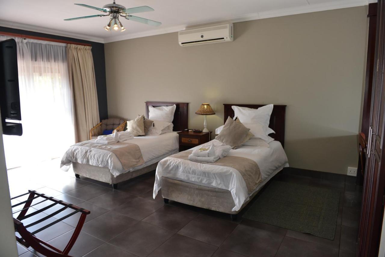 Cornerstone Guest Lodge Претория Екстериор снимка